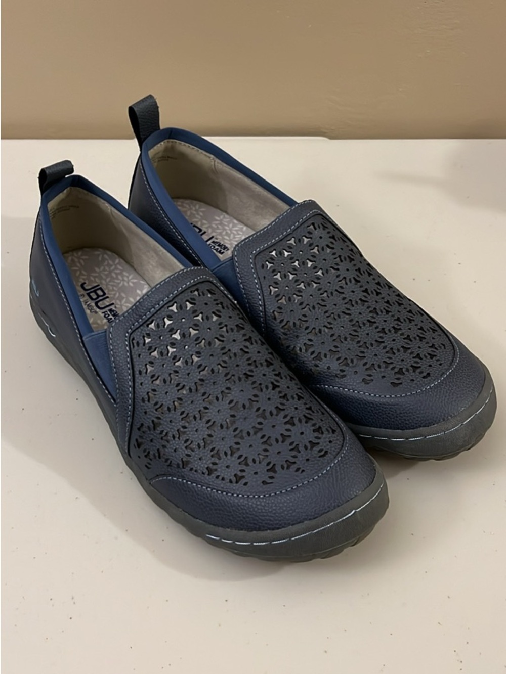 JBU Jambu Women's Navy Laser-Cut Slip-On Flats BRAND NEW!!